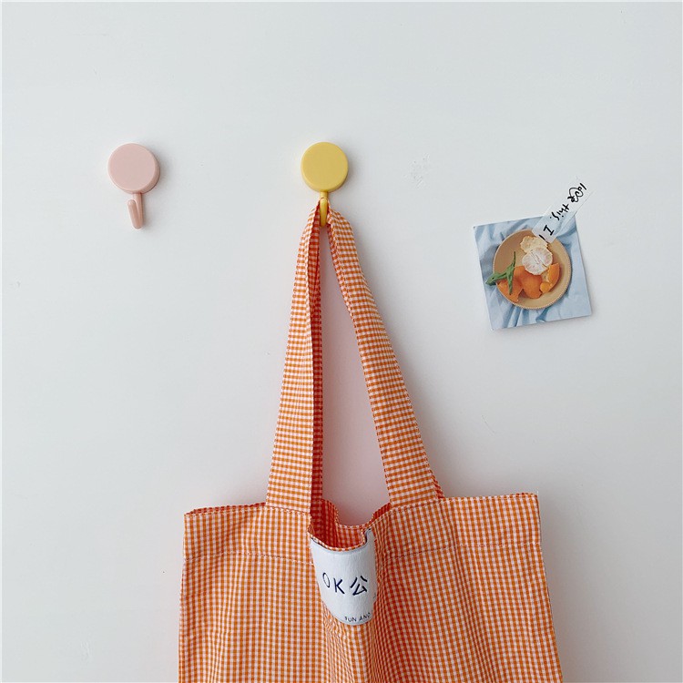 โอ้ยา丨อิน ตะขอสีลูกกวาดฟรีเจาะประตูไม่มีร่องรอยเล็บตะขอขนาดเล็กเสื้อผ้าตะขอแขวนติดผนังตะขอติดผนังตกแต่งบ้าน - รูปที่ 2