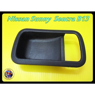 เบ้ารองมือเปิดใน สีดำ -  Nissan Sunny  Sentra B13 Inner Handle Door Surrounding 1Pcs.