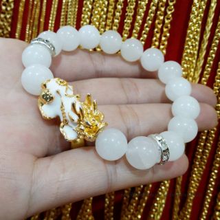 ข้อมือหินหยกขาว ปี่เซียะ ราคา 490 บาท ‼️ส่งฟรีEMS​