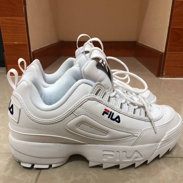 FILA DISRUPTOR2 ใส่1ครั้ง size 260mm(US8)