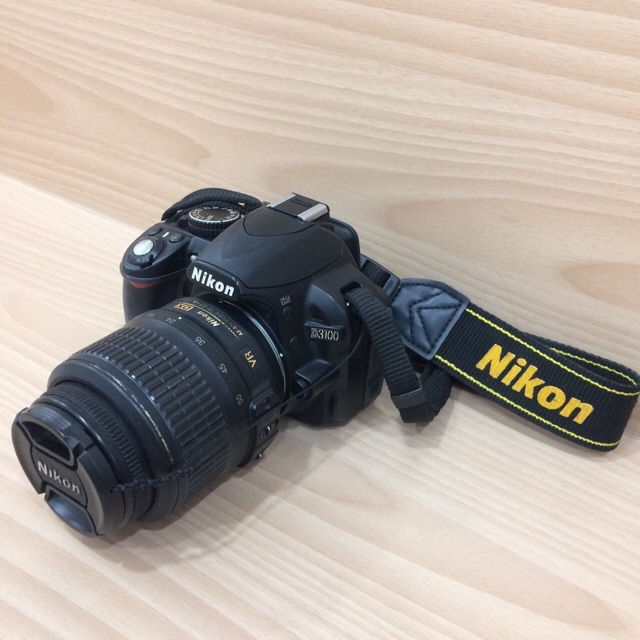 Nikon d3100