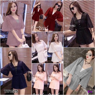 J1525 Jumpsuit จั๊มสูทขาสั้น ลูกไม้ ลายดอก สวยมาพร้อมกับเกาะอก