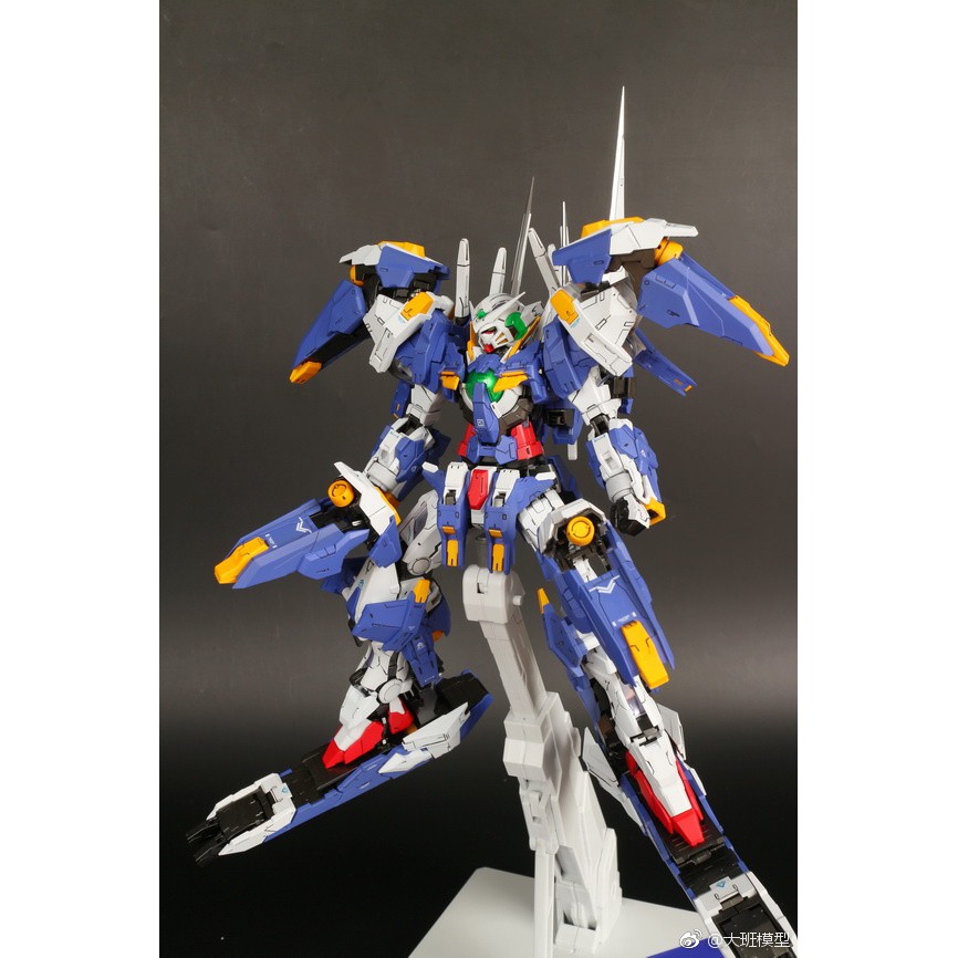 **พร้อมส่ง** 8808 MG 1/100 Avalanche Exia Dash