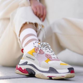 🤓Balenciaga Triple S Pastel📌อุปกรณ์ครบ📍ลด 0.5-1 size triple S มีแต่ size เต็มนะคะ