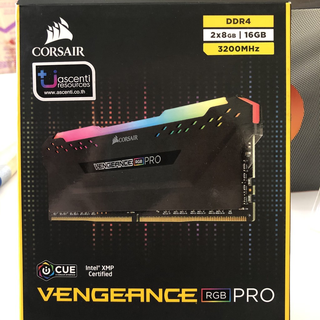 RAM 16GB(2x8) Corsair Vengeance RGB Pro DDR4/3200MHz มือสอง สภาพเกือบไหม่ ประกัน LT