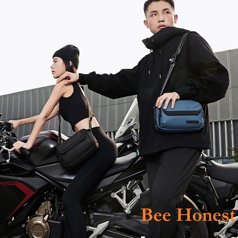 กระเป๋าสะพายข้างผู้ชาย Arctic Hunter YB00518