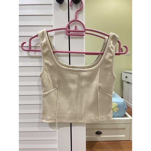 ส่งต่อเสื้อกล้ามร้านliz room💖