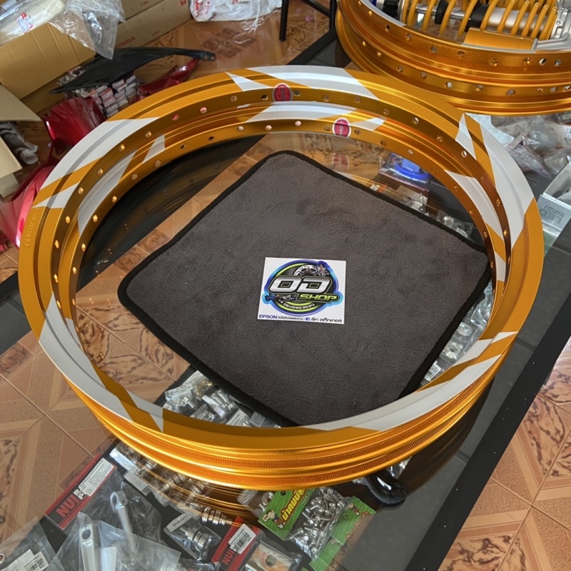 ล้อ Akront อาก้อน หมากรุก สายฟ้า