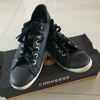 รองเท้า converse หนังแท้สีดำ used like new