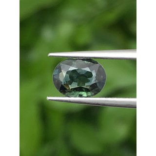 เขียวส่อง Green Sapphire 绿色蓝宝石 1.40 กะรัต (Cts.克拉)