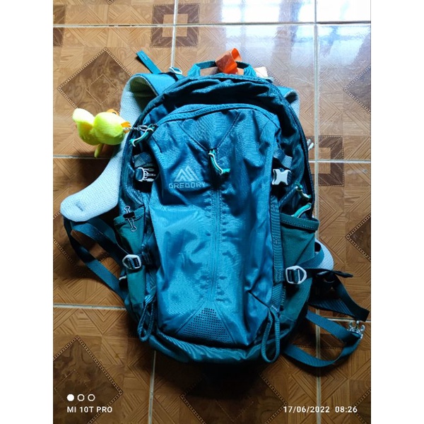 gergory patos28 กระเป๋า