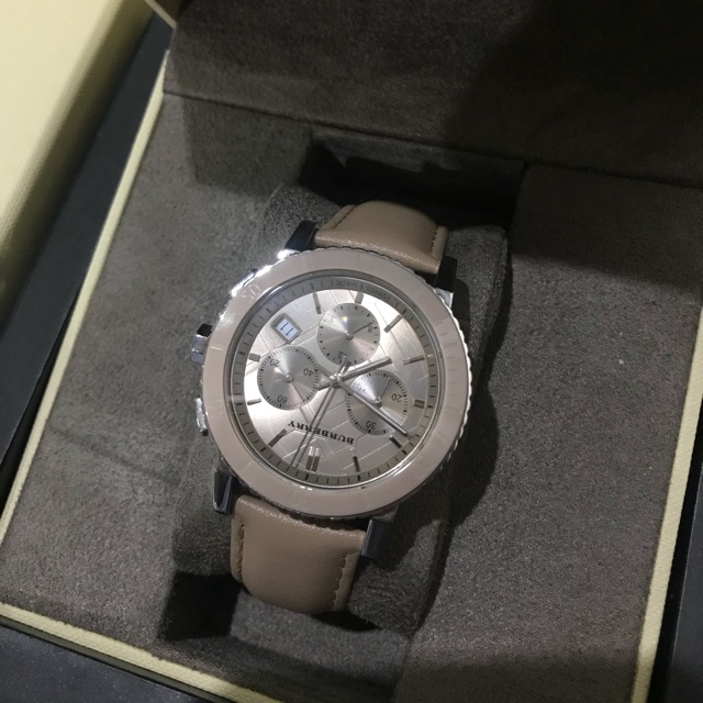 นาฬิกาburberry