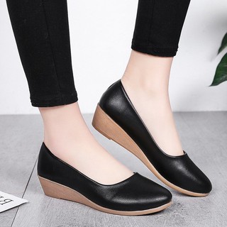 Ready Stock Woman Leather Flats Shoes Ladies Slip On Nurse Heel Flats