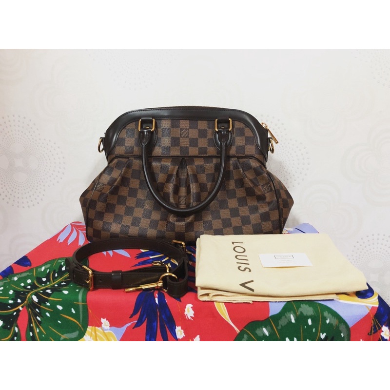 [Used] Louis Vuitton LV Trevi PM DC10 ใหม่มาก