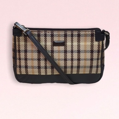 กระเป๋า Daks London ของแท้มือสองสภาพดีใหม่มากๆ