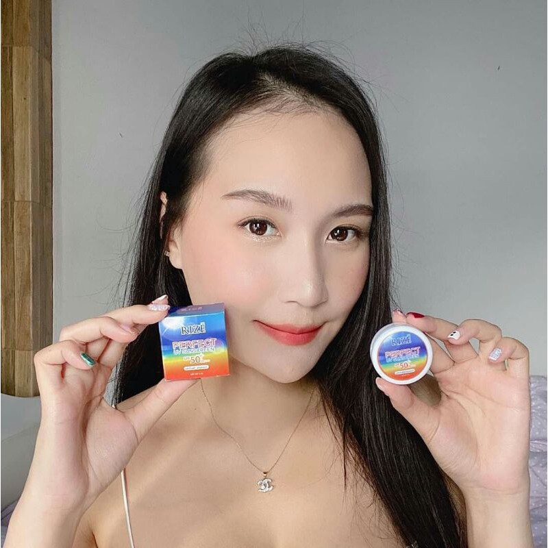 (ลดกระหนํ่าในเดือนนี้) กันแดดริเซ่ แพ็คเกจใหม่ ( Rize Sun Smooth Perfect Cream SPF50PA+++ )✔คุมมัน ✔กันนํ้า กันเหงื่อ✔ ราคา ถูกที่สุด ดีลบีเคเค แกลเลอรีภาพที่ 4