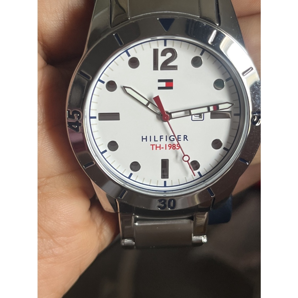 Tommy นาฬิกาชายของแท้ 100%ของใหม่จากแเมริกา Tommy Hilfiger Men Stainless Steel Bracelet Watch with White Dial M-1791441