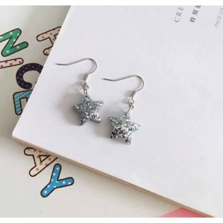 Glitter star earring