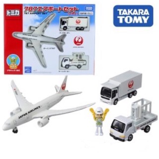 แท้ 100% จากญี่ปุ่น โมเดล เครื่องบิน เจแปนแอร์ไลน์ Takara Tomy Tomica Gift 787 Airport Set (JAL) Airplane Boeing 787