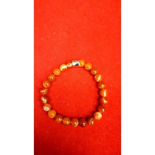 หินเเท้ หินนำโชค กำไลหิน กำไลหินนำโชค Red satonyx 8mm + เม็ดเครื่องเงิน 92.5%