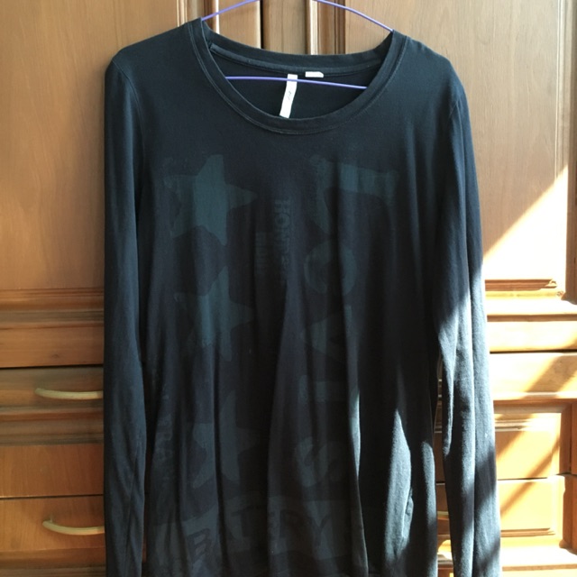 เสื้อแขนยาว Levis แท้ 100%