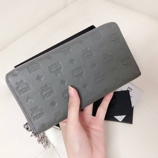 แท้💯 MCM Zip Around Wallet in Monogram เทา(ไม่แท้คืนเงิน)