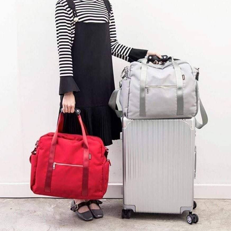 กระเป๋าเสื้อผ้า รุ่น Travel Carry-on