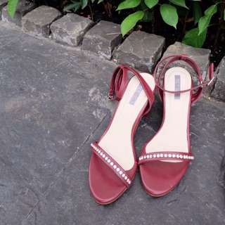 Clair heels in Red