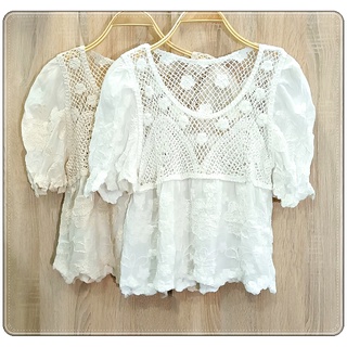 เสื้อแฟชั่นถัก ปักดอกไม้แขนสั้น