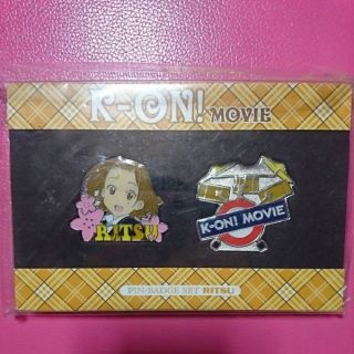 Japan เข็มหมุด พิน K ON The Movies Metal PINS Badge Idol Music Anime Manga ของสะสม อนิเมะ เคอง การ์ตูน เข็มกลัด K-ON