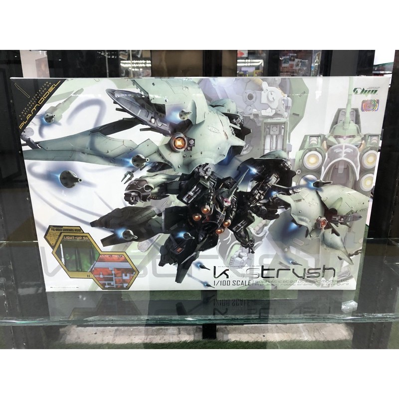ElynHobby KSHATRIYA 1/100 model kit รวมฐานและชุด Gatling Gun