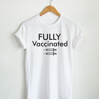 Fully Vaccinated ทีม ฉีดวัคซีน ครบแล้ว 2 เข็ม เสื้อยืด เสื้อยืดสกรีน เสื้อยืดฉีดวัคซีน เสื้อยืดตลกๆ เสื้อยืดวัยรุ่น