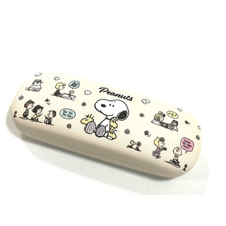 กล่องแว่นตา  ลายการ์ตูน  น่ารัก  ลาย  SNOOPY  PEAN  ลายใหม่  สีครีม  (Glasses case)  น่ารัก น่าใช้งาน  by 8118 shop