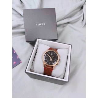 Timex Chronograph นาฬิกาข้อมือผู้ชาย สีน้ำตาลของแท้มีประกันค่ะ