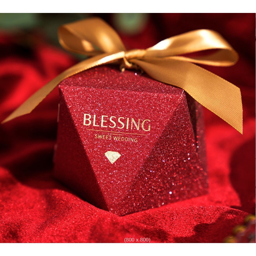 PK กล่องของขวัญสำเร็จรูป สีไวน์แดง ทรงเพชร กล่องกระดาษ Gift Boxes เนื้อแมตต์ พร้อมส่ง