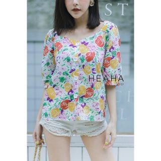 เสื้อแฟชั่น​ ลายดอก​ แขนตุ๊กตา​ ดีไซน์เก๋ไก๋
