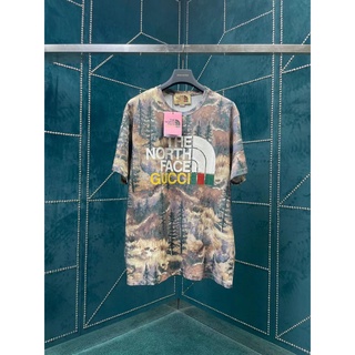 เสื้อกันหนาว THE NORTH FACE X GUCCI [NEW] มาใหม่ ใครเห็นเป็นต้องมอง [Limited Edition]