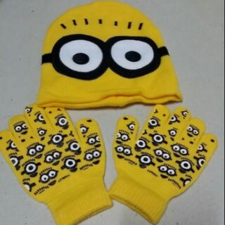 หมวกไหมพรม พร้อมถุงมือ ลาย มิเนียน Minion (Despicable Me) สำหรับเด็กประมาณ 4-8 ปีค่ะ