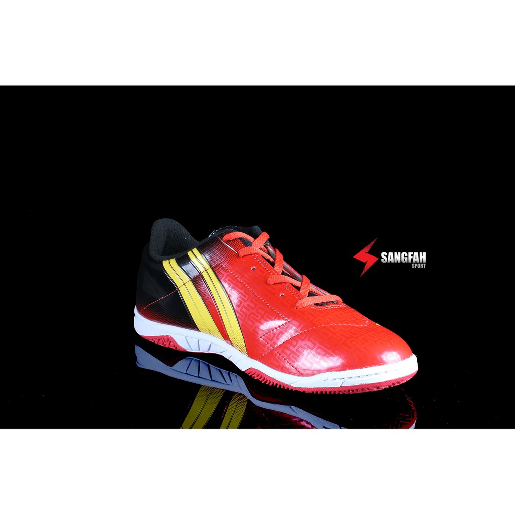 [โค้ดส่วนลด: NEWSAFT มูลค่า 100 บาท] PAN รองเท้าฟุตซอล PAN รุ่น SALAPRO 8 PF-14X9-RA