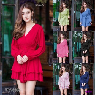 👗Pfashion [ส่งไว!!🚛] P10350 จั๊มสั้นคอวีแขนยาว Short CW-neck long sleeves.