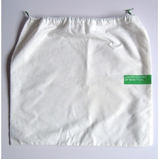 กระเป๋าถุงผ้ากันฝุ่น UNITED COLORS OF BENETTON แท้
