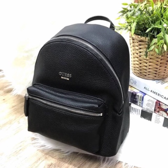 Don't Miss! GUESS WOMAN'S BACKPACK กระเป๋าเป้ 🍭