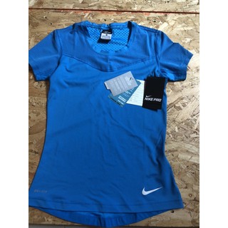 เสื้อออกกำลังกาย Nike แท้100% (size S) ผู้หญิง