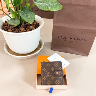 LV Zippy compact มือสองของแท้💯ค่ะ