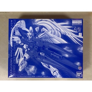 Bandai Gundam MG /100 Wing Gundam Zero EW &amp; Drei Zwerg Special Coating Model Kit