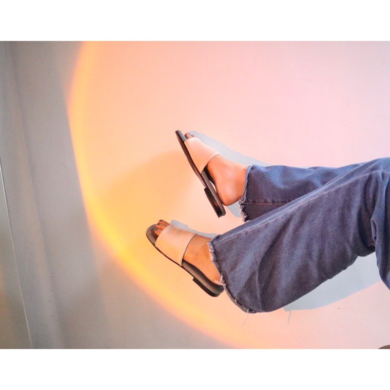 พร้อมส่ง❐ใส่โค้ด GEMM921 ลด50.- 🧤✨ macaron พื้นนุ่มหน้านิ่มน้ำหนักเบาของ gem.material