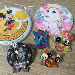 เข็มกลัด พิน ดิสนีย์ ราพันเซล มิคกี้เม้าส์ ไนท์แมร์ เมอร์เมด Pin Disney