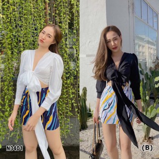 Set 2 ชิ้น  เสื้อผูกอก แขนยาวผ้าไหมอิตาลี่ + กระโปรงสั้นทรง A ลายกราฟฟิก