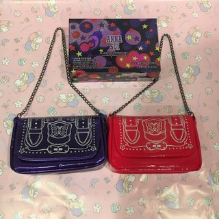 Anna sui กระเป๋าใส่ของ