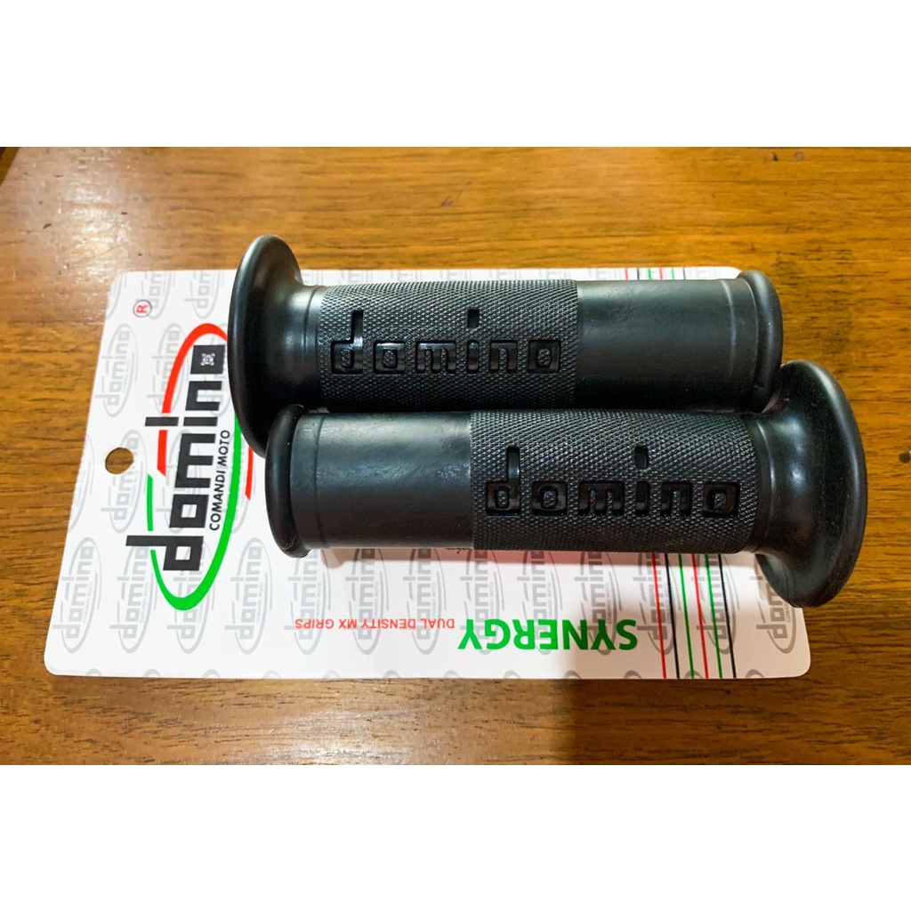 ปลอกแฮนด์ Domino Plain Handgrip Domino Plain Universal Motorcycle Handgrip